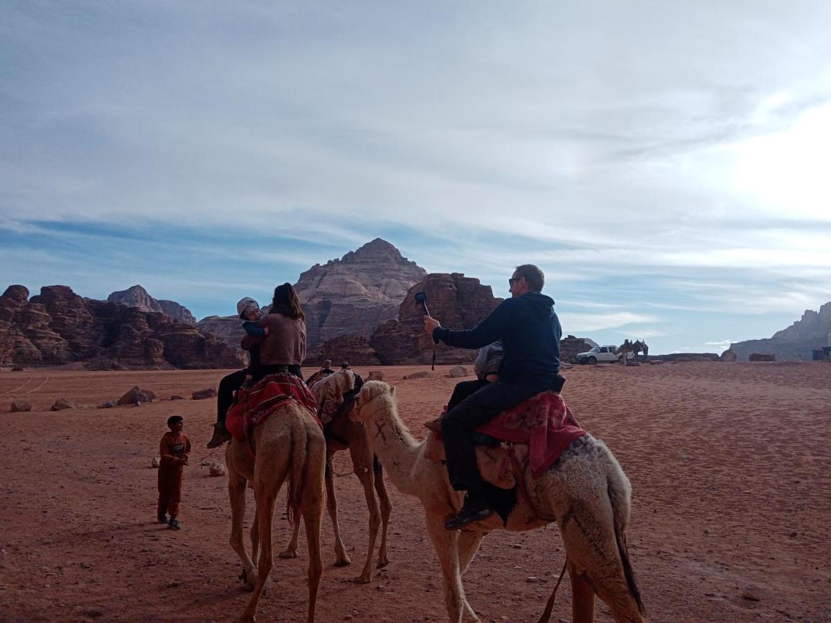 Zarb Desert Camp Rum vádi Kültér fotó